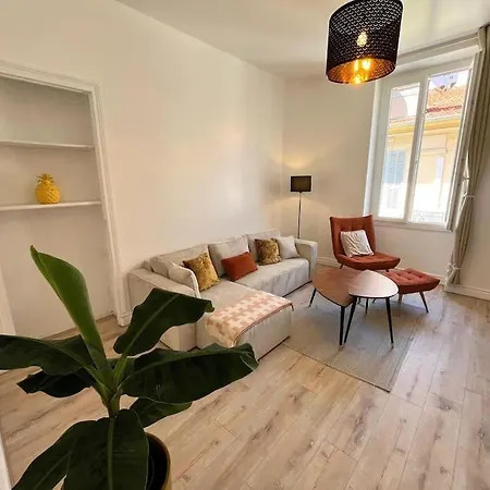 Centre Ville, Pres De Casino Et Gare De Monaco *